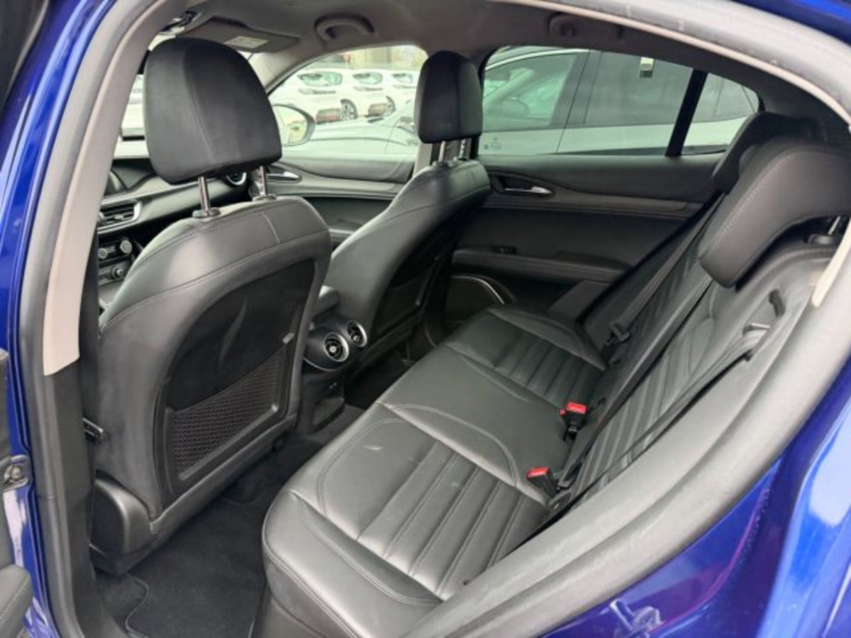 Alfa Romeo Stelvio Stelvio 2.2 Turbodiesel 190 CV AT8 Q4 Ti (12)