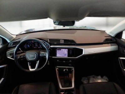 Audi Q3 35 TDI quattro S tronic Business (5)