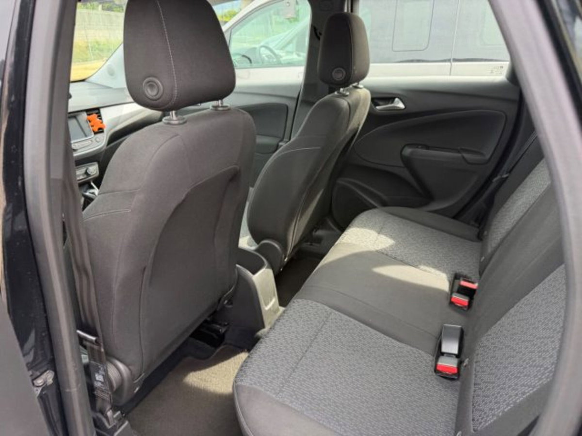 Opel Crossland X 1.2 12V Advance (12)