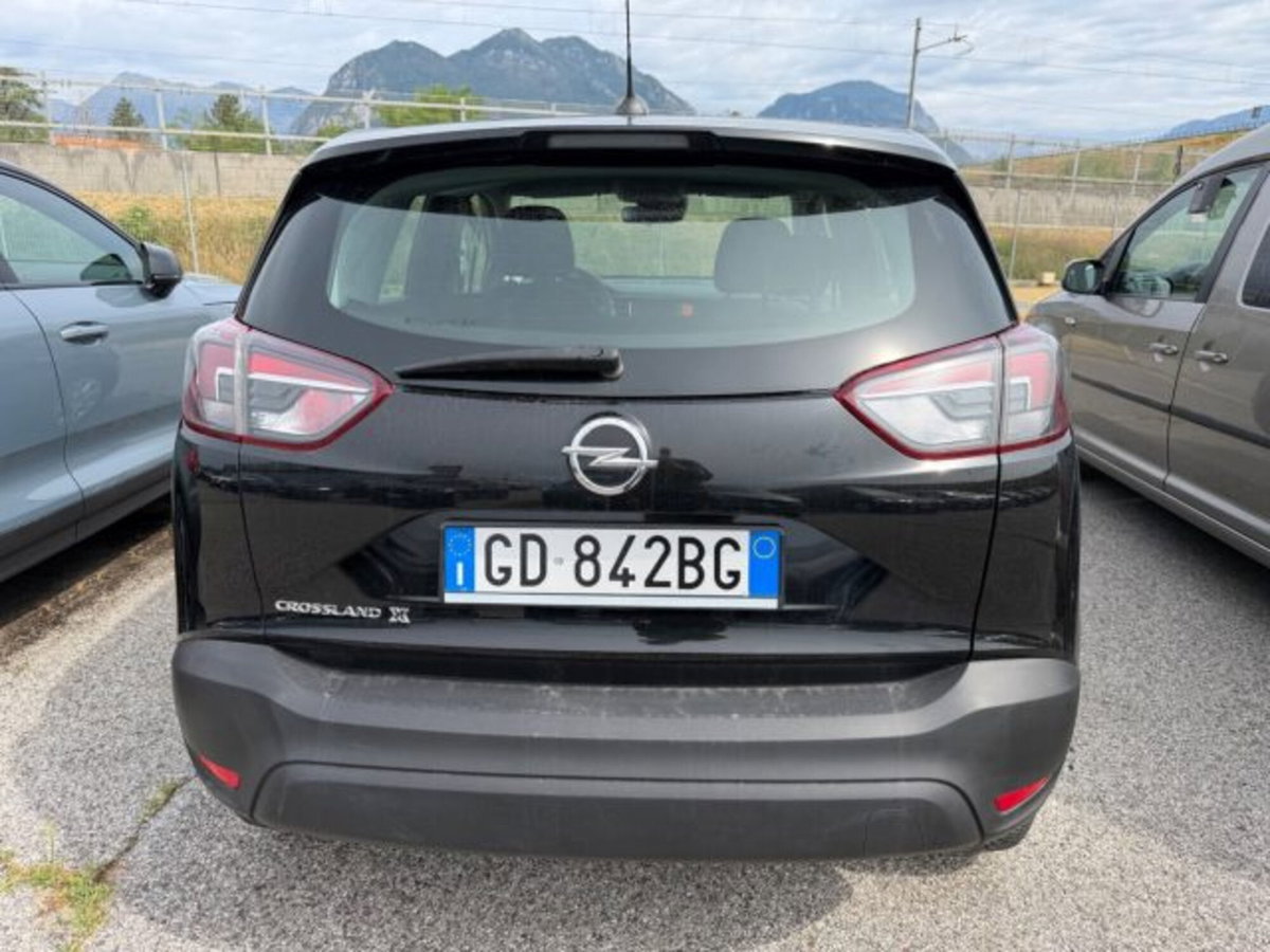 Opel Crossland X 1.2 12V Advance (5)
