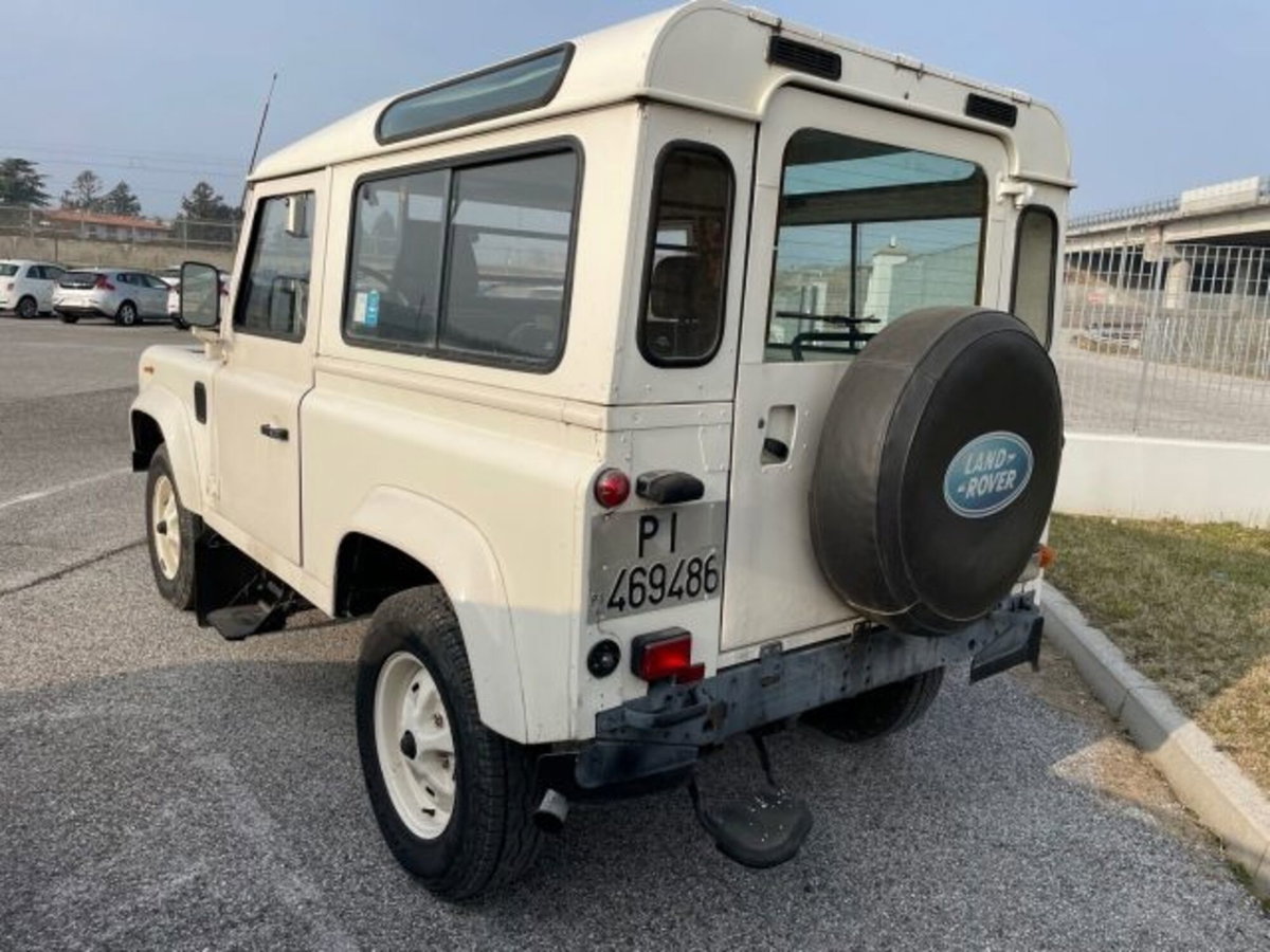 Land Rover Defender 90 2.5 Tdi Hard-top (5)