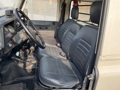 Land Rover Defender 90 2.5 Tdi Hard-top (7)