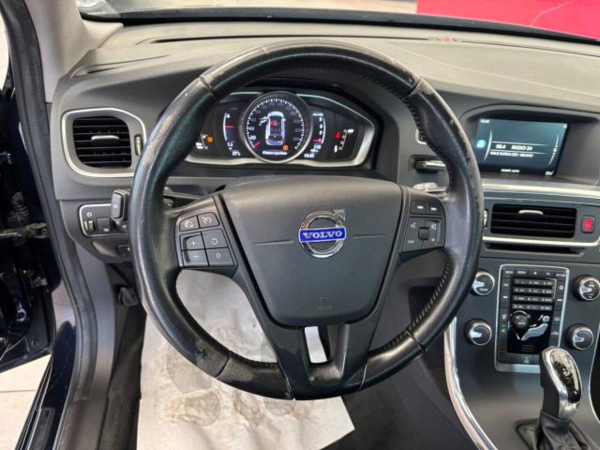 Volvo V60 D3 Geartronic Business (10)