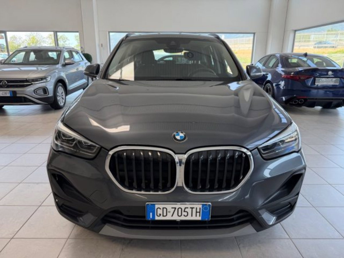 BMW X1 xDrive25e Business Advantage (2)