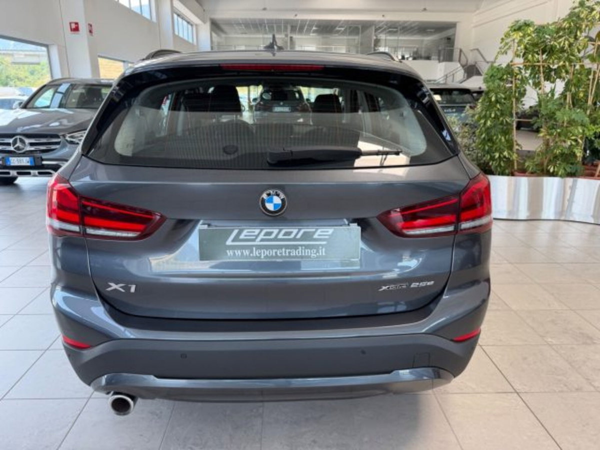 BMW X1 xDrive25e Business Advantage (5)