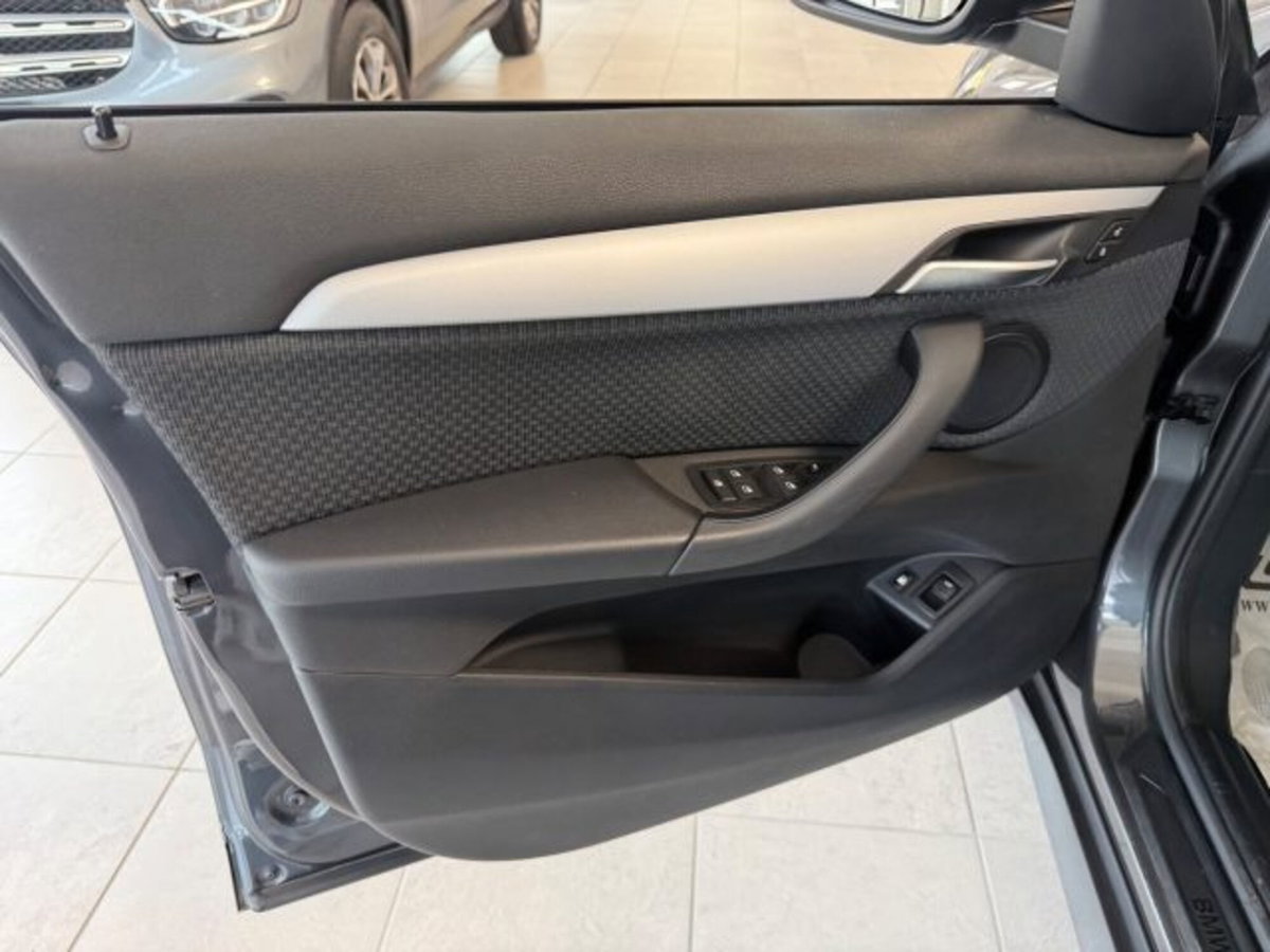 BMW X1 xDrive25e Business Advantage (7)