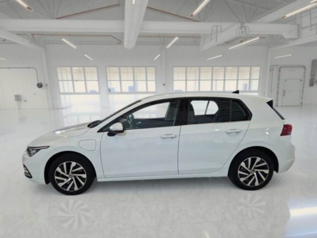 Volkswagen Golf 1.4 TSI eHYBRID 204 CV DSG Style (5)
