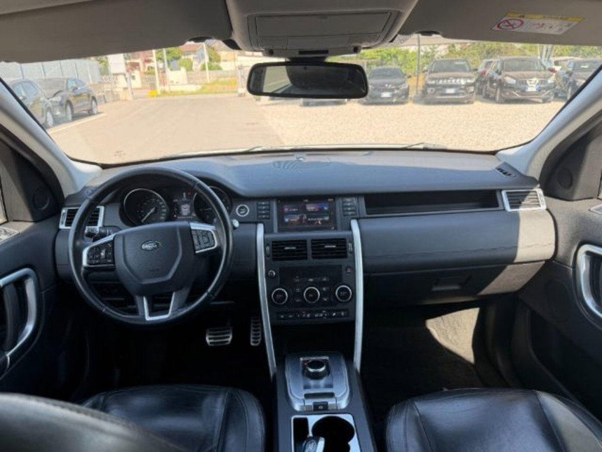 Land Rover Discovery Sport 2.0 TD4 150 CV Pure (12)