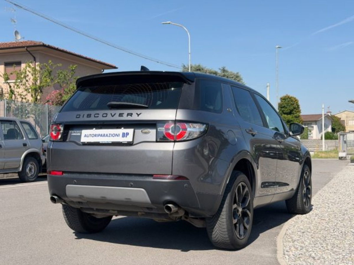 Land Rover Discovery Sport 2.0 TD4 150 CV Pure (5)