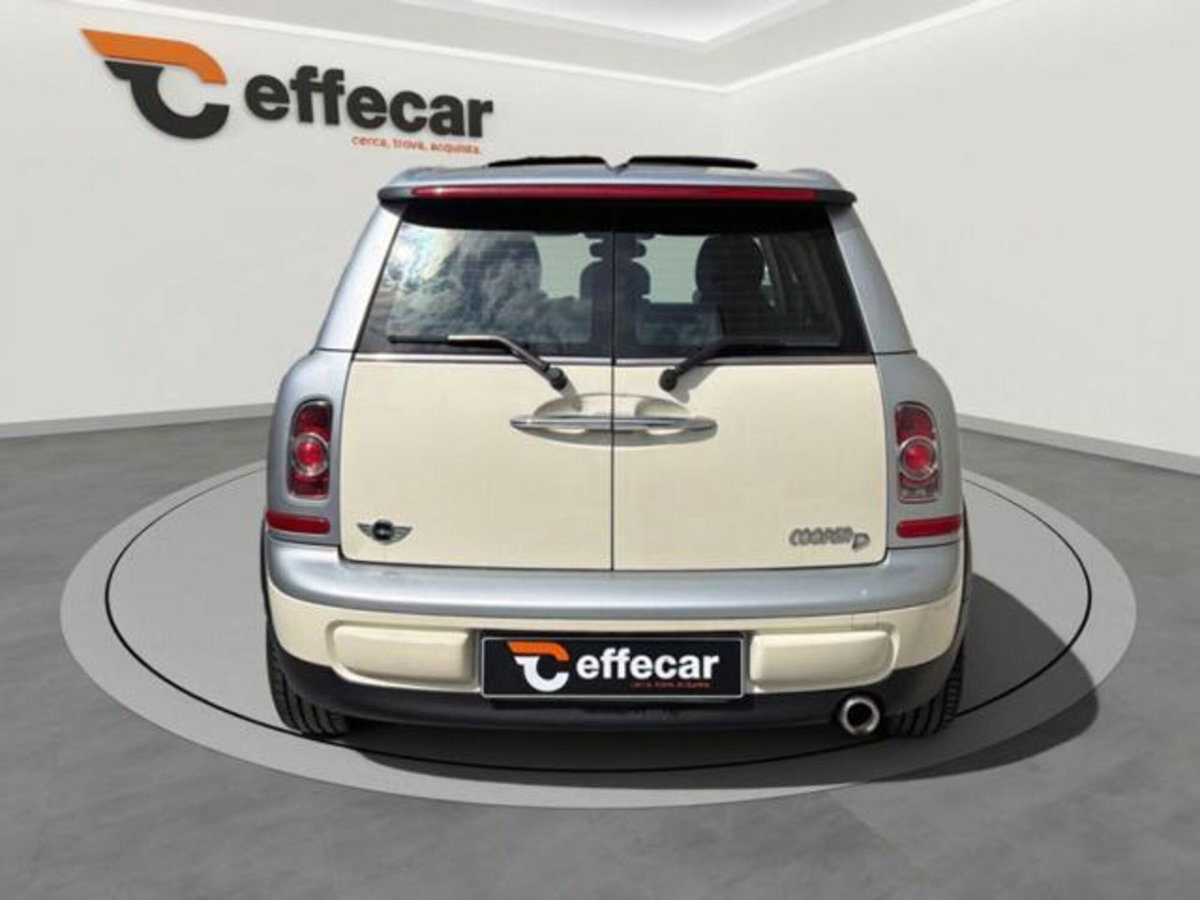 MINI Mini Clubman 1.6 16V Cooper D Clubman (5)
