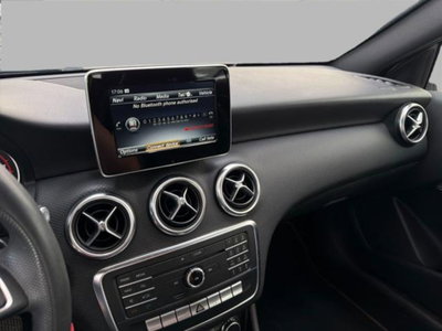 Mercedes-Benz Classe A 160 d Automatic Premium (10)