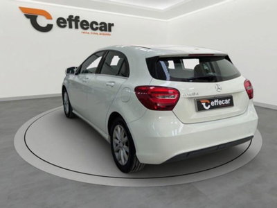 Mercedes-Benz Classe A 160 d Automatic Premium (4)