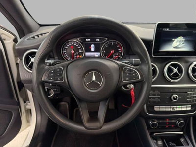 Mercedes-Benz Classe A 160 d Automatic Premium (8)