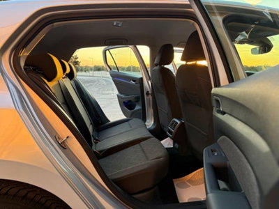 Volkswagen Golf Variant 2.0 TDI SCR DSG Life (11)