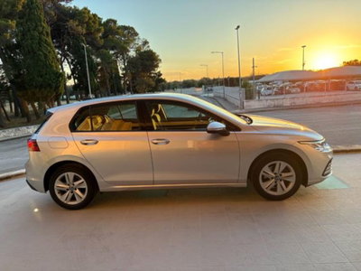 Volkswagen Golf Variant 2.0 TDI SCR DSG Life (4)