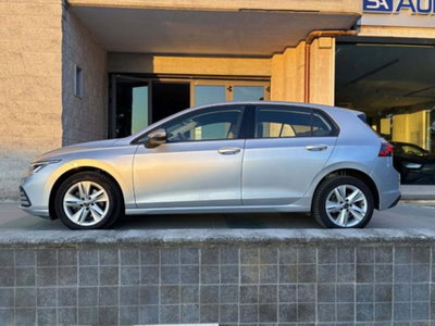 Volkswagen Golf Variant 2.0 TDI SCR DSG Life (8)