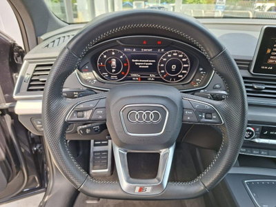 Audi Q5 40 TDI quattro S tronic Business Sport (10)