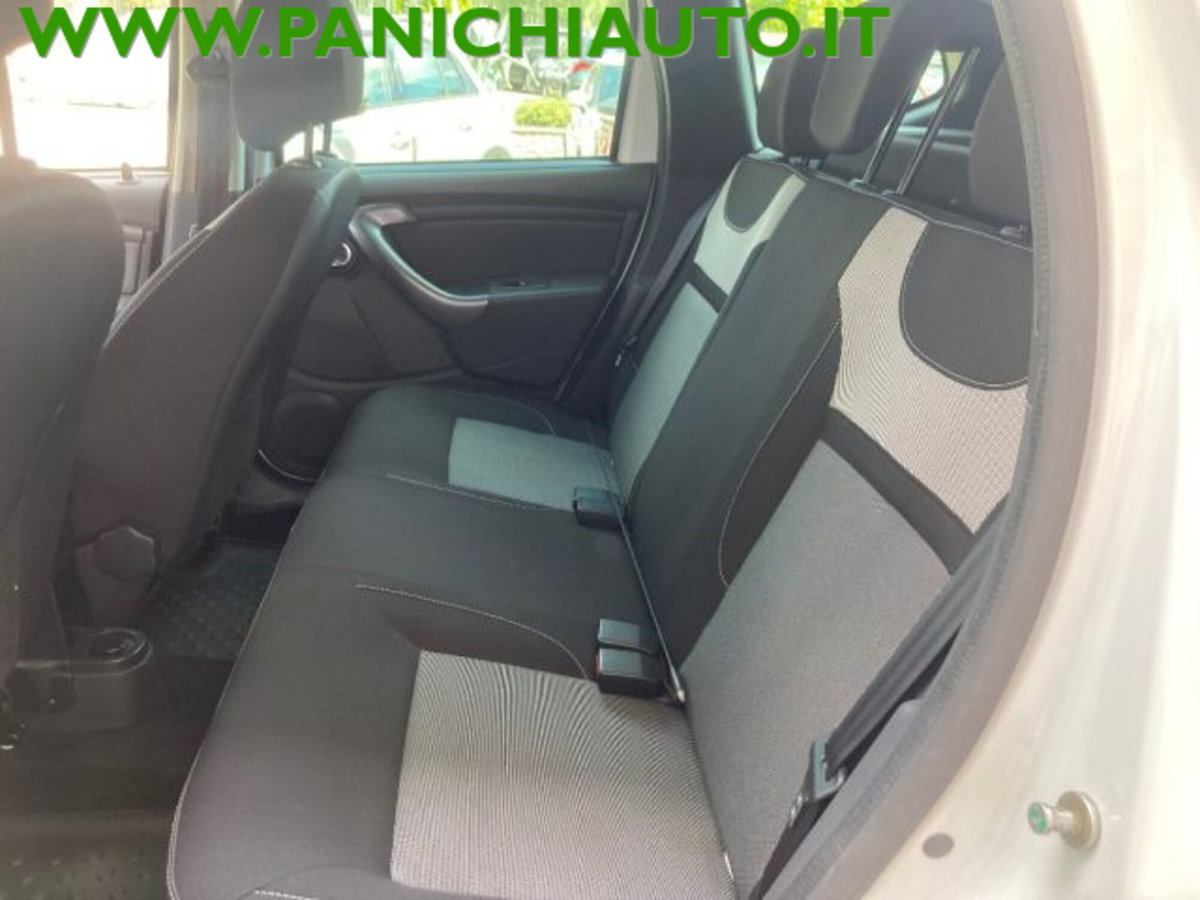 Dacia Duster 1.5 dCi 110CV 4x4 Prestige (11)