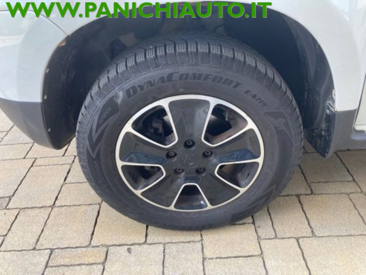 Dacia Duster 1.5 dCi 110CV 4x4 Prestige (16)
