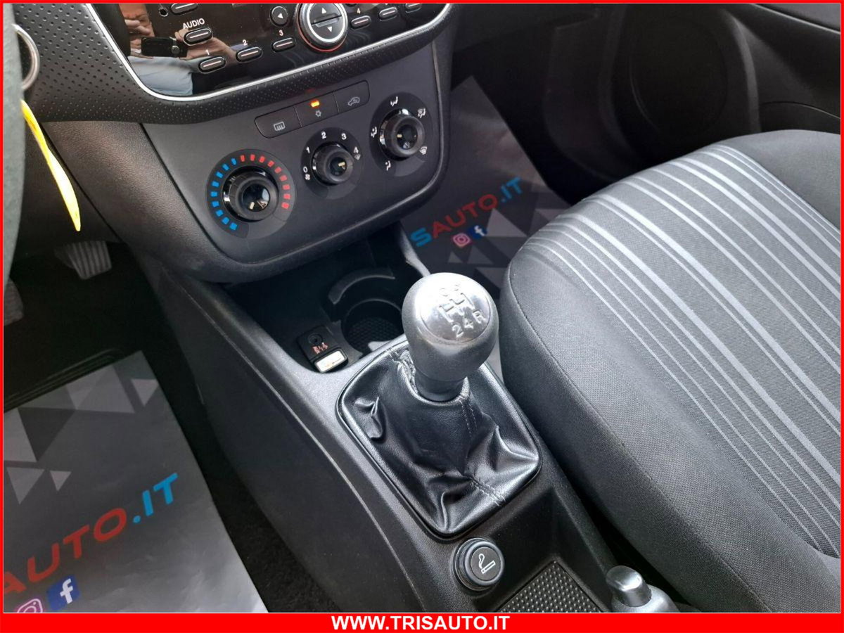 Fiat Punto Evo 1.3 Mjt 75 CV 5 porte Active (15)