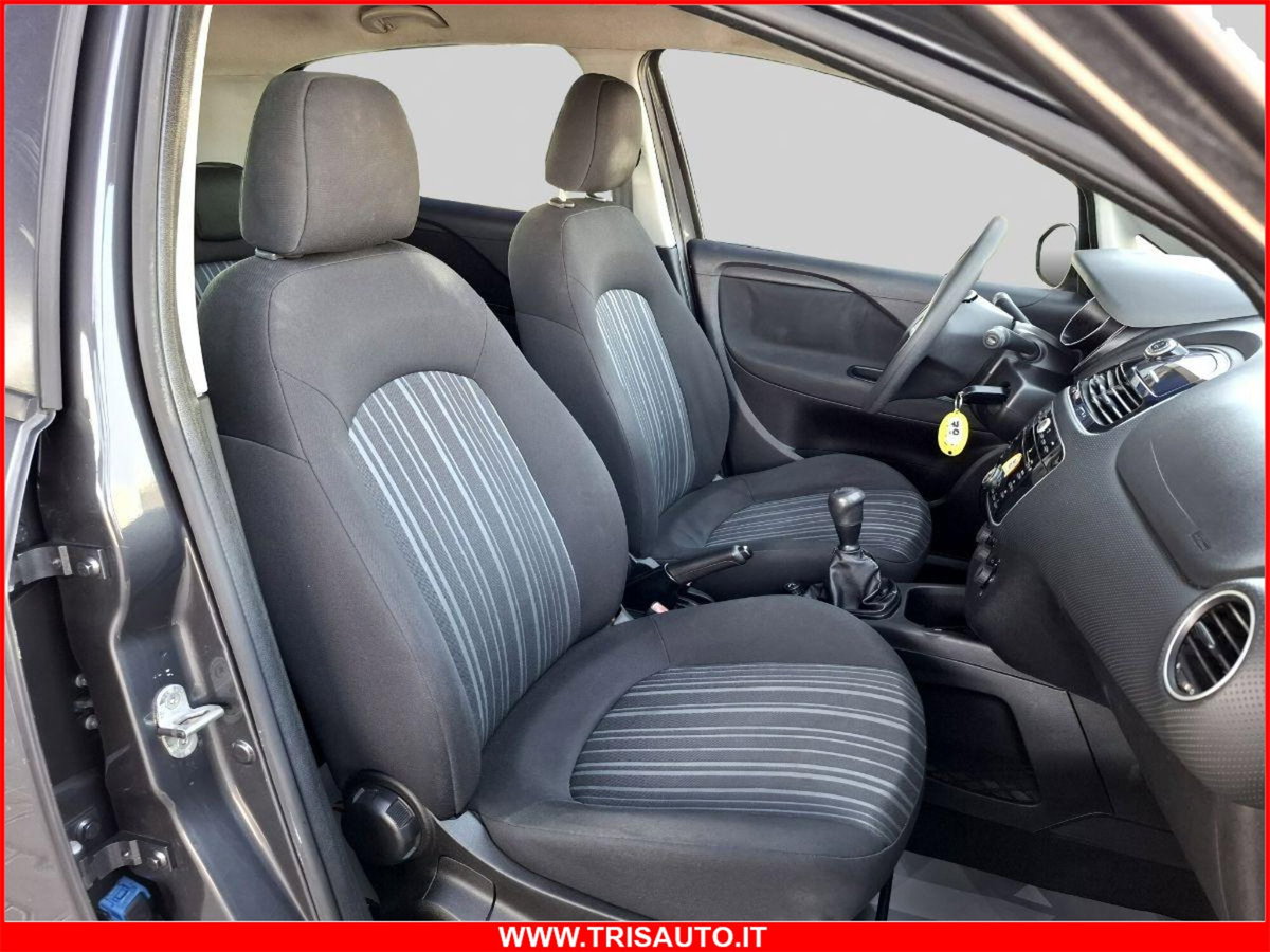 Fiat Punto Evo 1.3 Mjt 75 CV 5 porte Active (8)