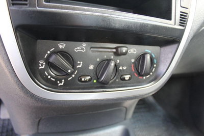Citroen C3 1.4 GPL airdream Exclusive (14)