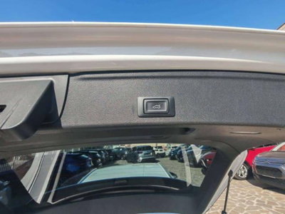 Audi A4 Avant 2.0 TDI 150 CV Business (15)