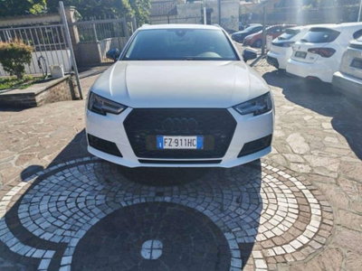 Audi A4 Avant 2.0 TDI 150 CV Business (2)