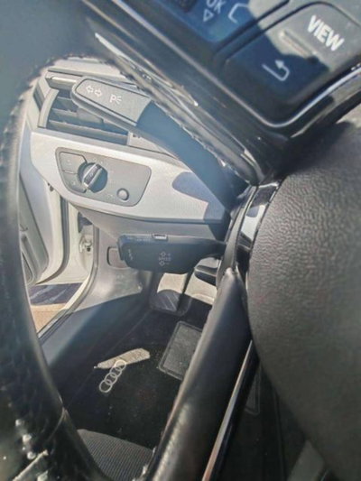 Audi A4 Avant 2.0 TDI 150 CV Business (16)