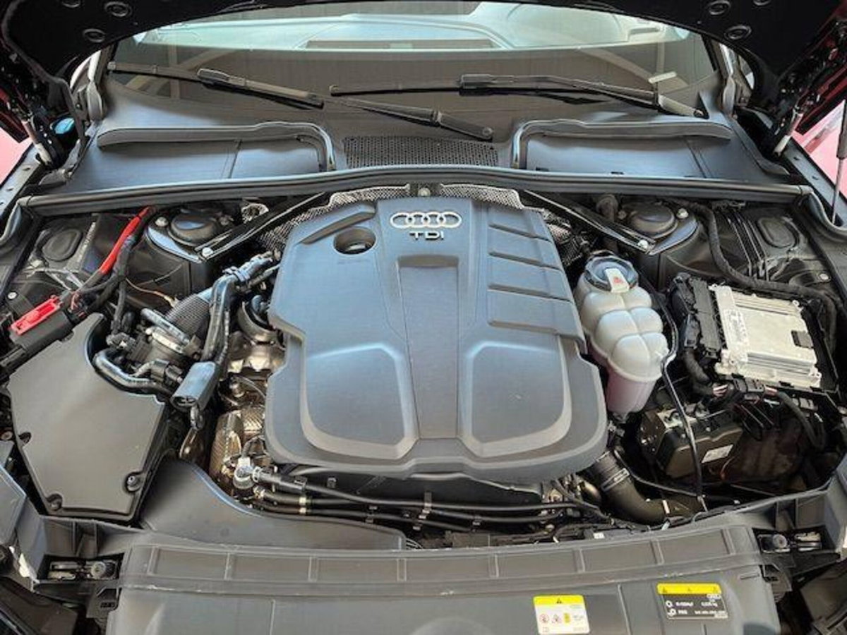 Audi A5 Cabrio 2.0 TDI 190 CV S tronic Design (12)