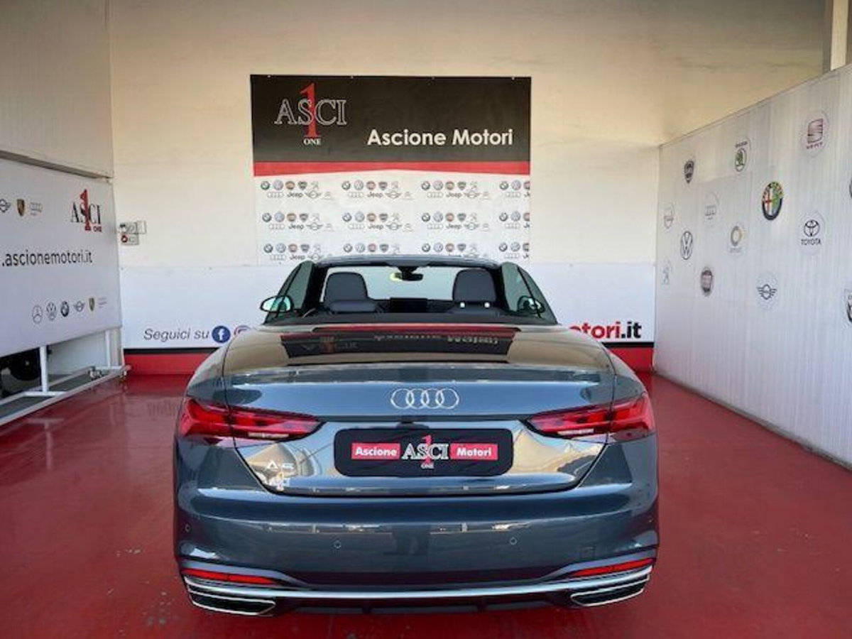 Audi A5 Cabrio 2.0 TDI 190 CV S tronic Design (5)