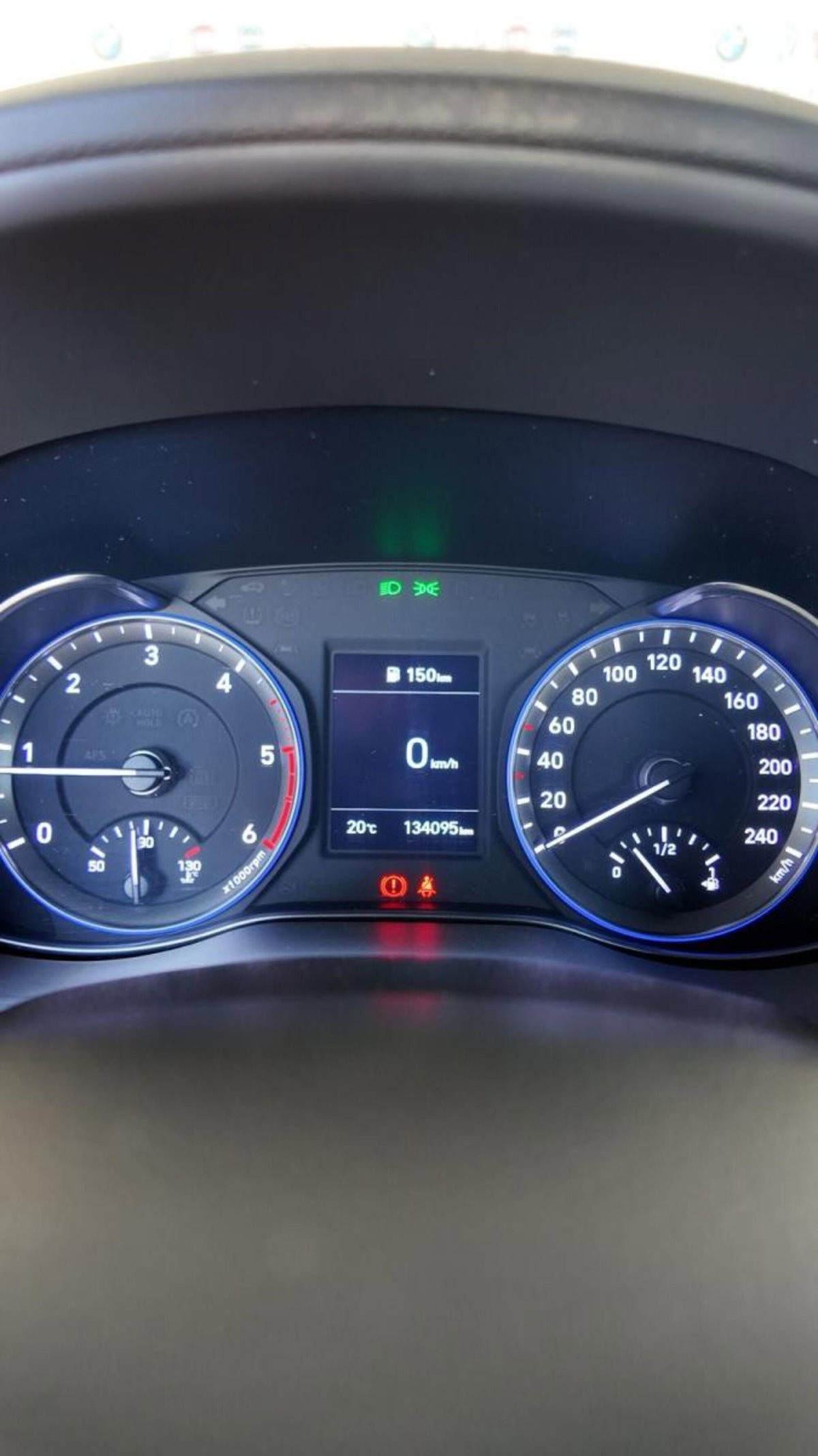 Hyundai Kona 1.6 CRDI 115 CV Exellence (11)