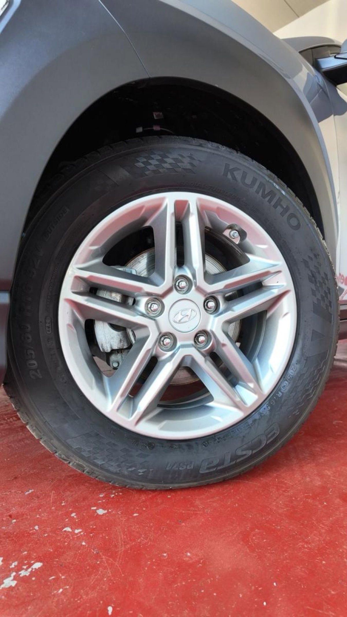 Hyundai Kona 1.6 CRDI 115 CV Exellence (5)