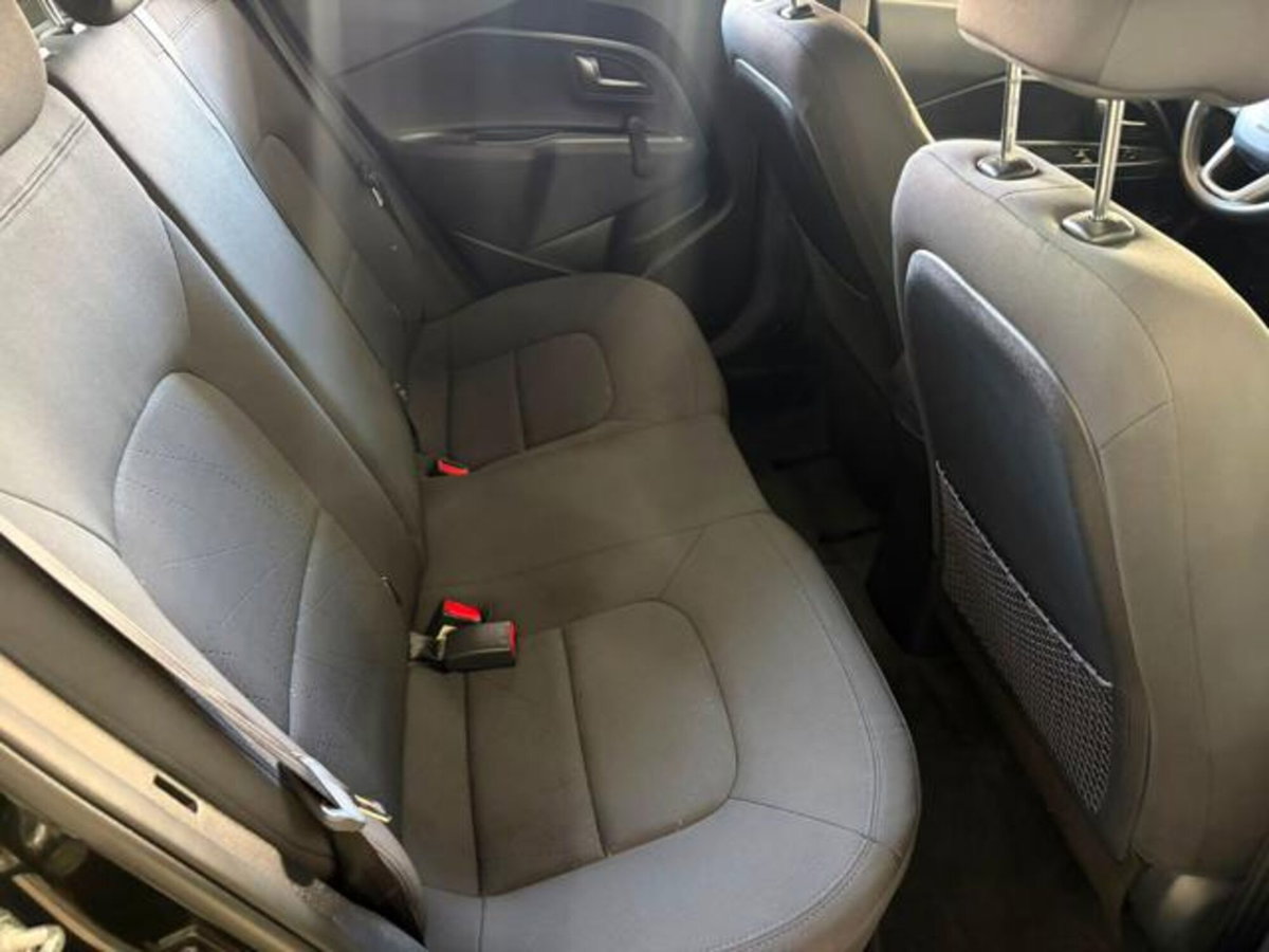 Kia Rio 1.1 CRDi WGT 5p. EX PLUS (10)