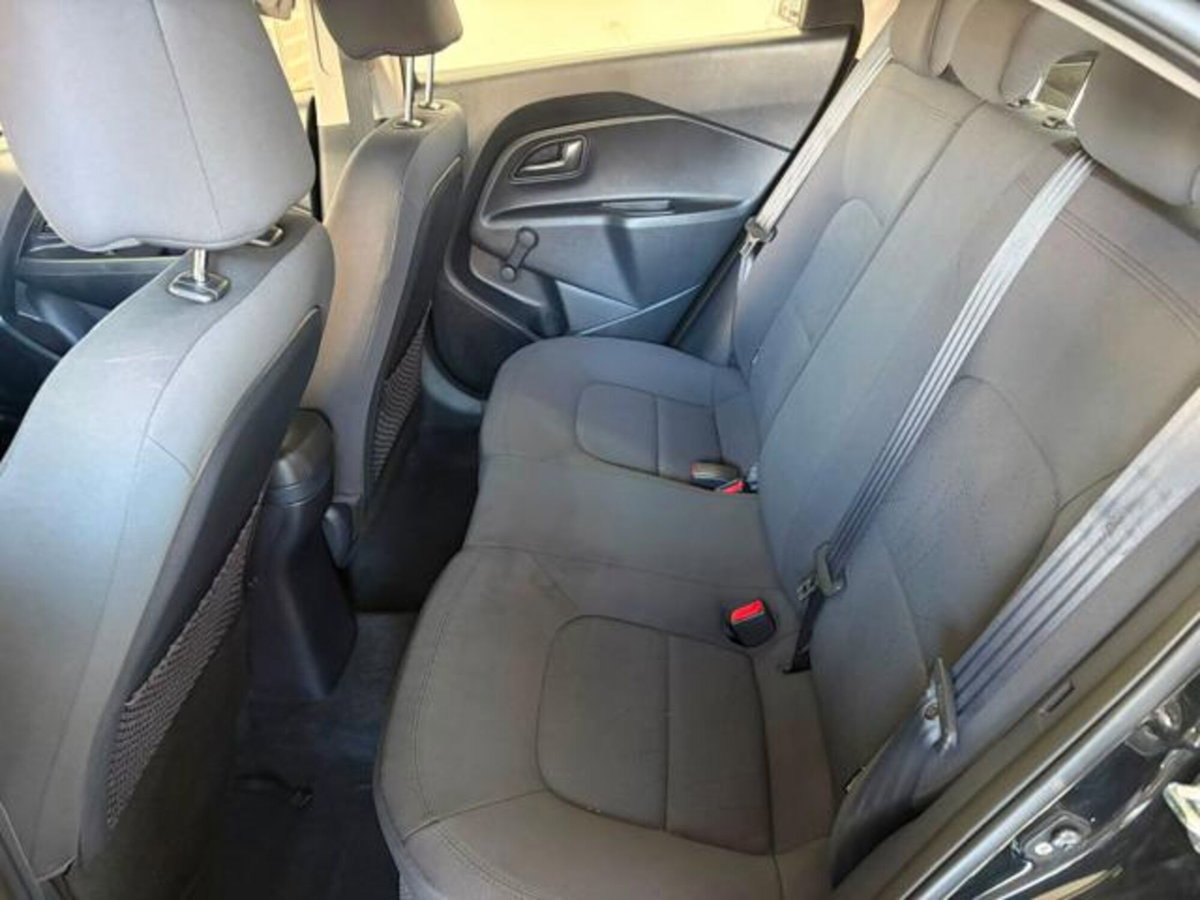 Kia Rio 1.1 CRDi WGT 5p. EX PLUS (9)
