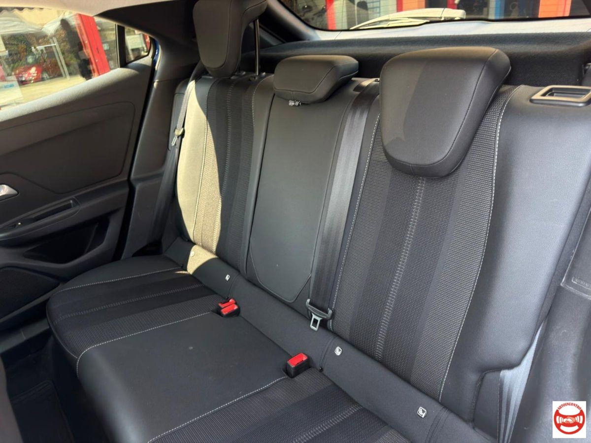 Opel Mokka 1.2 t GS s&s 100cv (12)