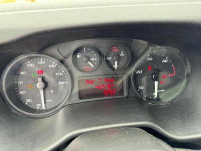 Iveco Daily Telaio 35C14 BTor 2.3 HPT PLM-RG Cabinato (8)