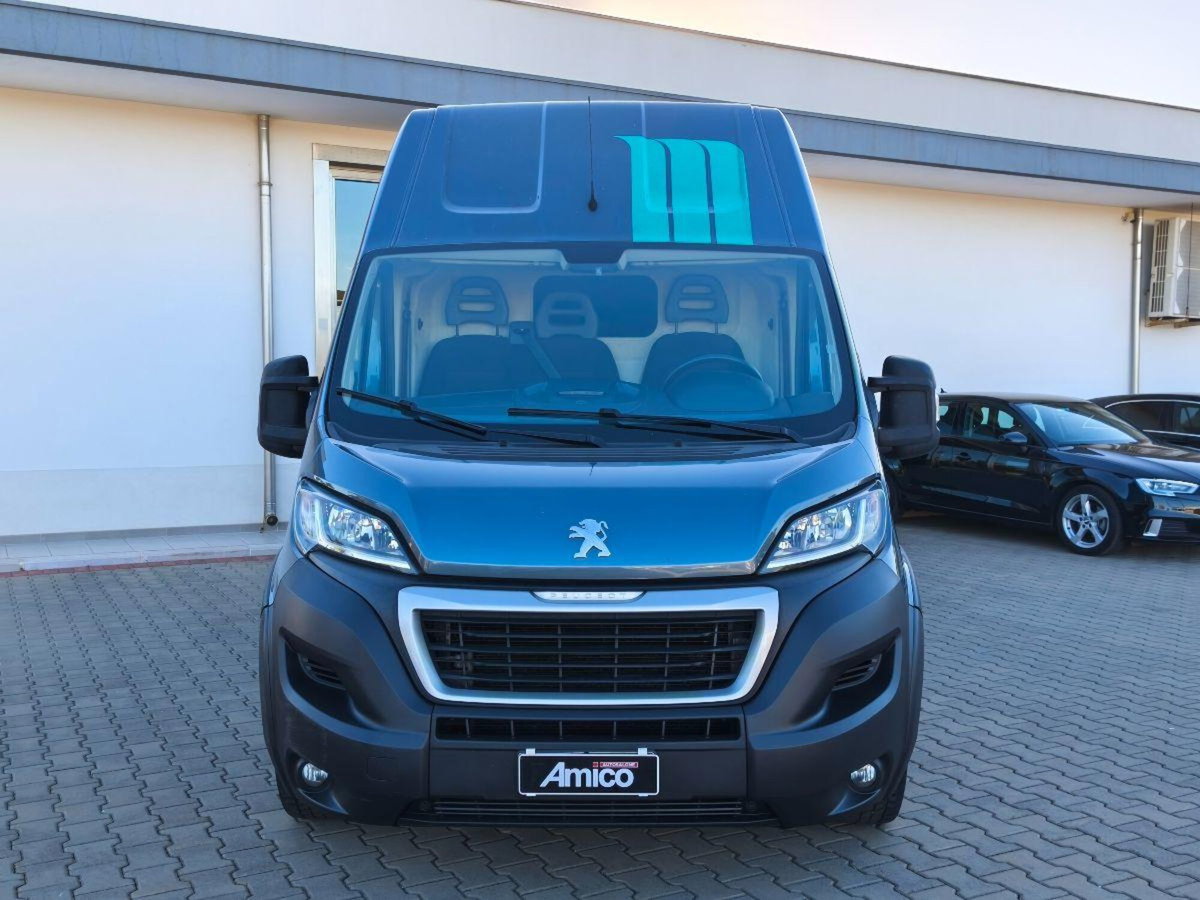 Peugeot Boxer Furgone 330 2.0 BlueHDi/130CV FAP PC-TN Combi Premium (2)