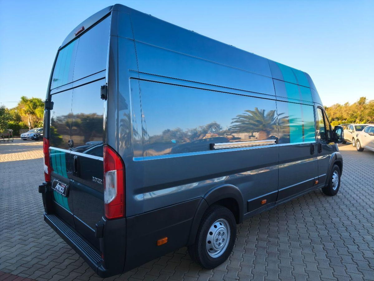 Peugeot Boxer Furgone 330 2.0 BlueHDi/130CV FAP PC-TN Combi Premium (5)
