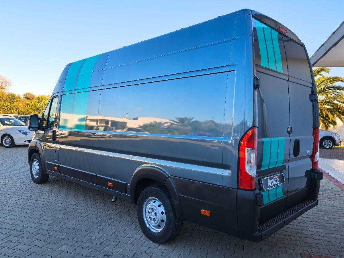 Peugeot Boxer Furgone 330 2.0 BlueHDi/130CV FAP PC-TN Combi Premium (7)