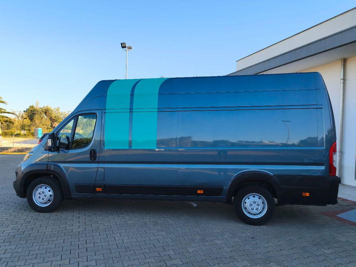 Peugeot Boxer Furgone 330 2.0 BlueHDi/130CV FAP PC-TN Combi Premium (8)