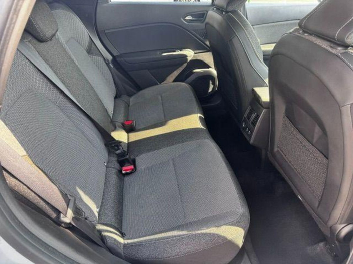 Renault Captur 1.0 eco-g Techno 100cv (10)