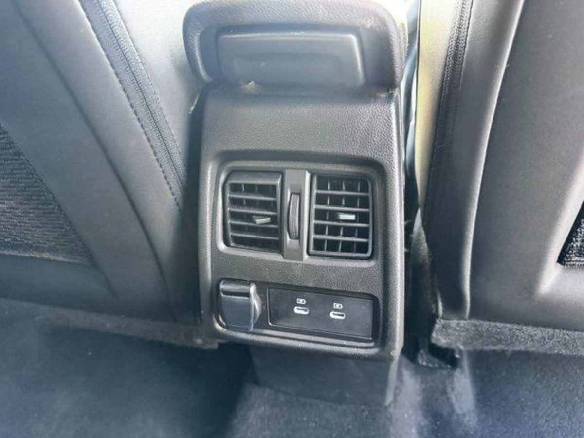Renault Captur 1.0 eco-g Techno 100cv (11)