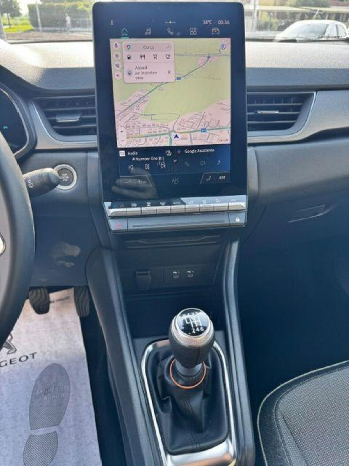 Renault Captur 1.0 eco-g Techno 100cv (17)