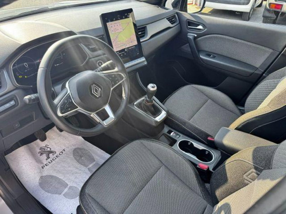 Renault Captur 1.0 eco-g Techno 100cv (8)