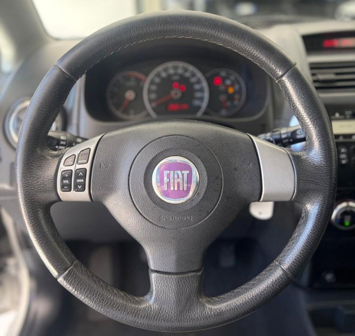 Fiat Sedici 1.9 MJT 4x4 Dynamic (12)