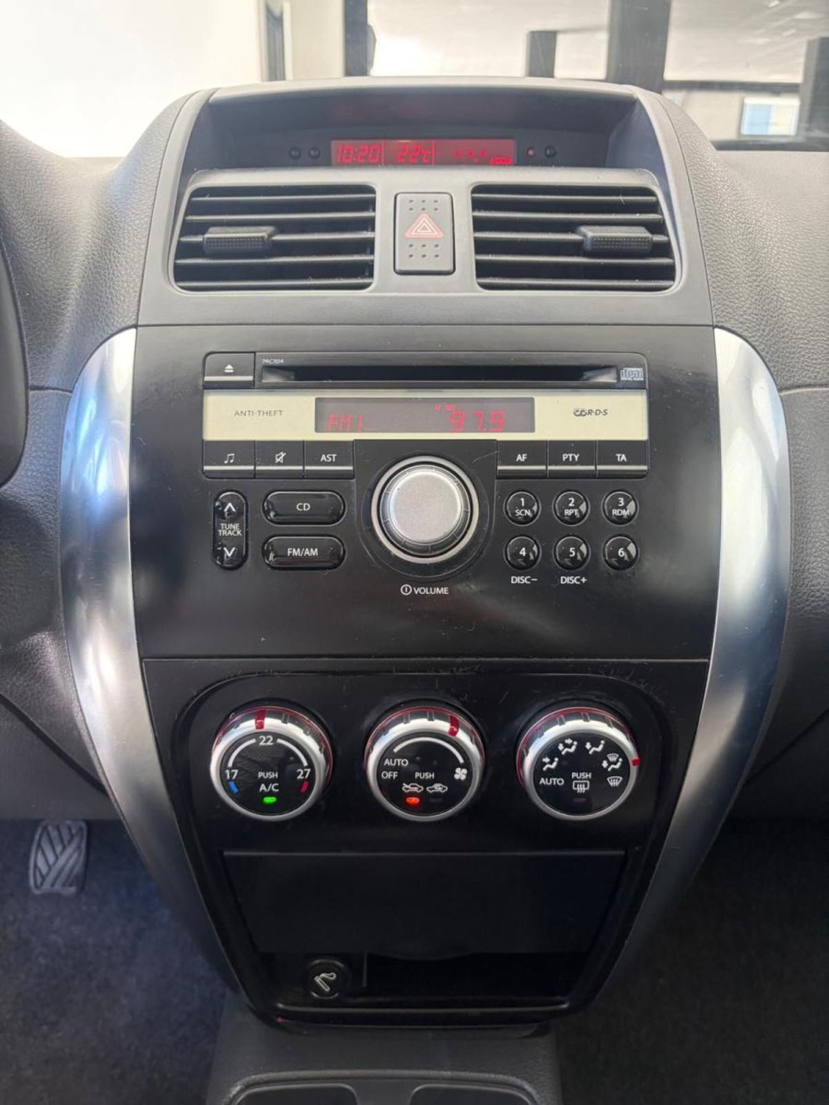 Fiat Sedici 1.9 MJT 4x4 Dynamic (13)