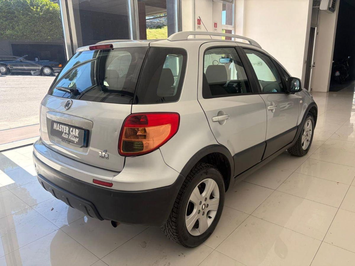 Fiat Sedici 1.9 MJT 4x4 Dynamic (4)