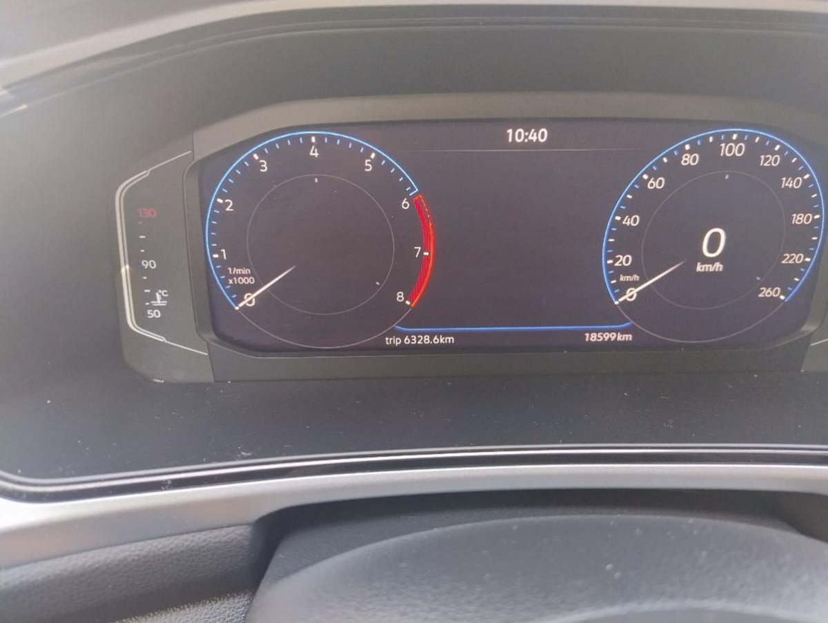 Volkswagen T-Roc 1.0 tsi Style 115cv (17)
