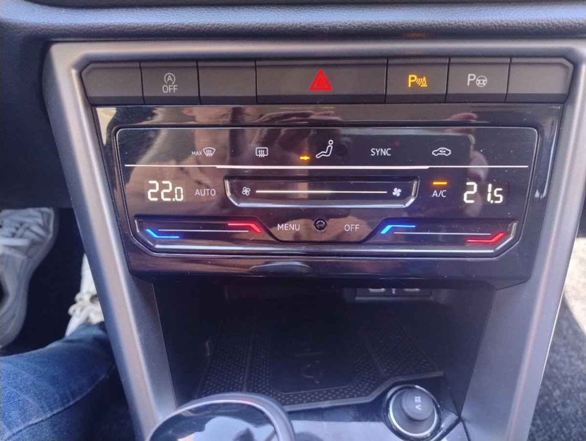 Volkswagen T-Roc 1.0 tsi Style 115cv (19)